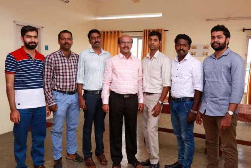  Dr.CRK Nair with his students