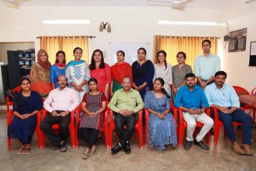 Justice Rtd. M R Hariharan Nair and Dr CRK Nair with some of the rank holders