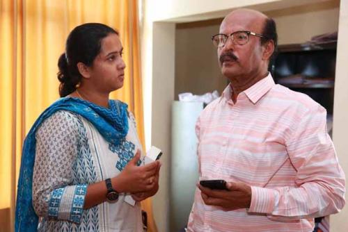 Reshma tete-a-tete with Dr CRK nair